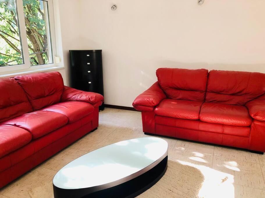 Joy George Enescu 12 Appartement *